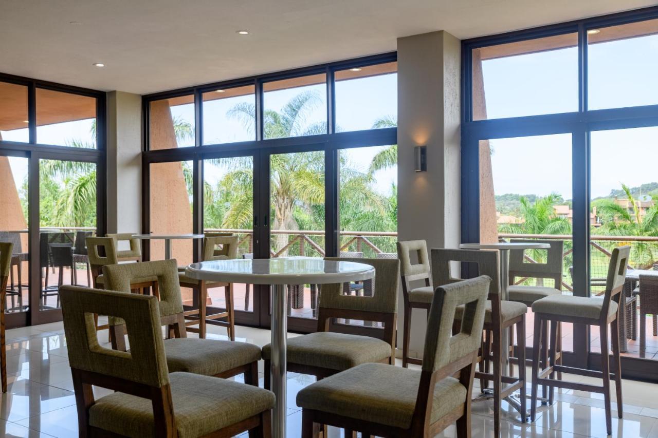 San Lameer 2007 - 1 Bedroom Classic - 4 Pax - San Lameer Agency Southbroom